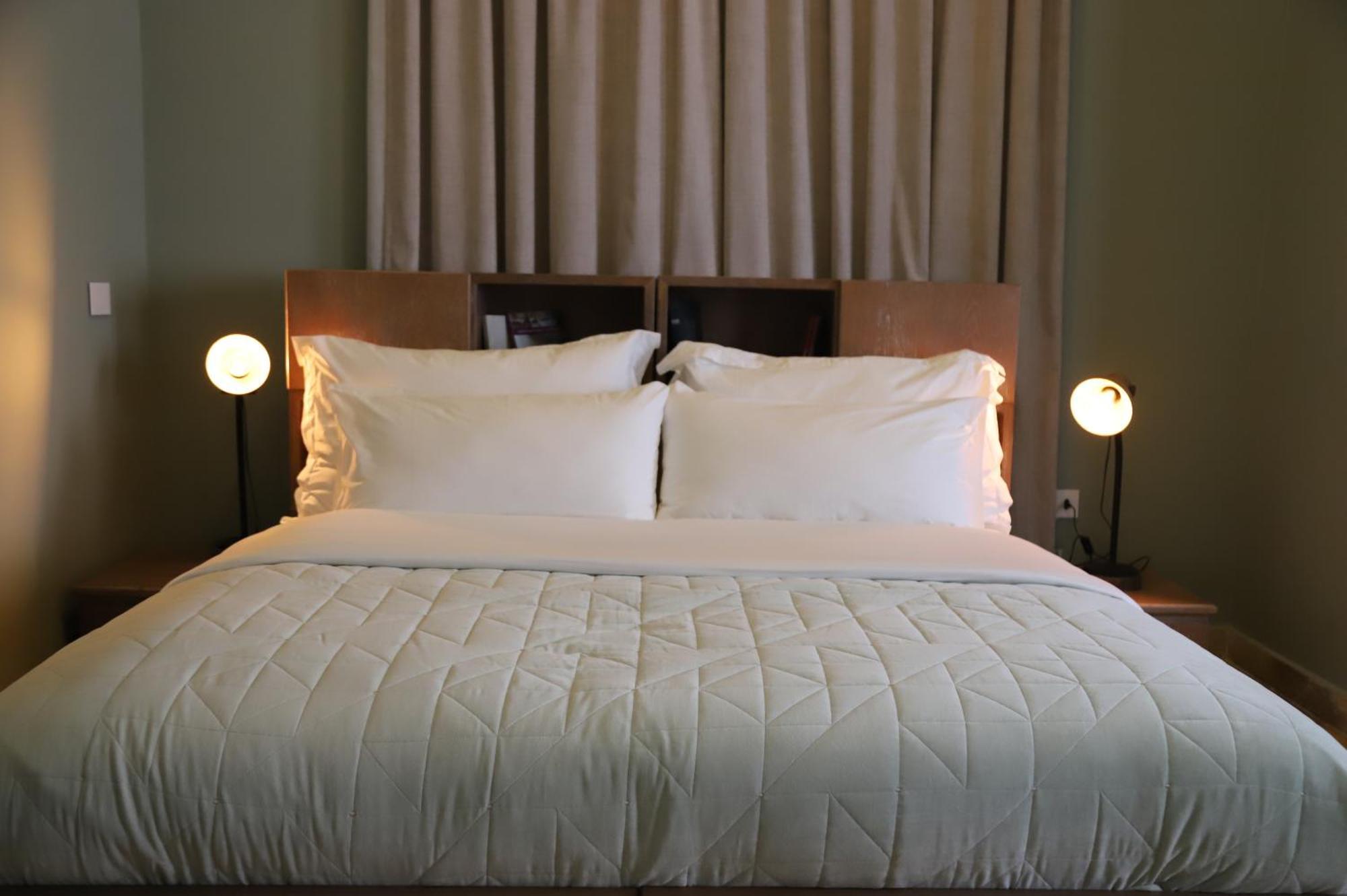 Hotel Lost Gemmayzeh Beirut Bagian luar foto