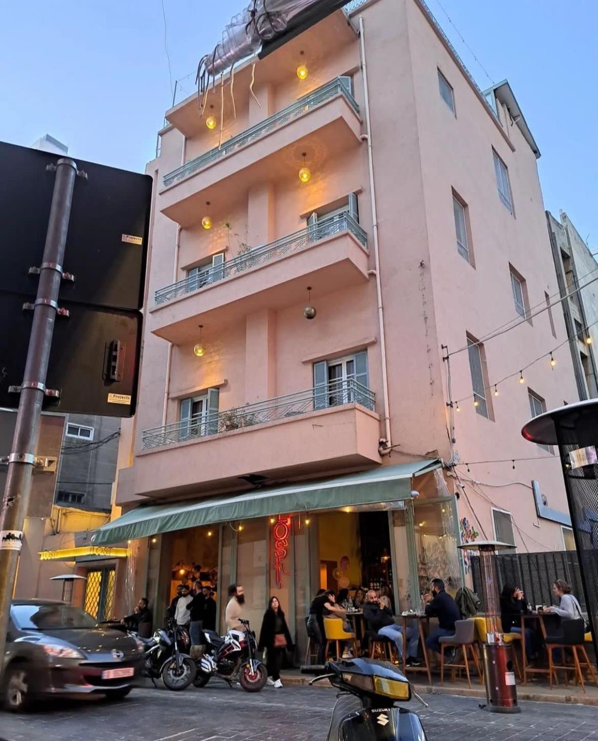 Hotel Lost Gemmayzeh Beirut Bagian luar foto