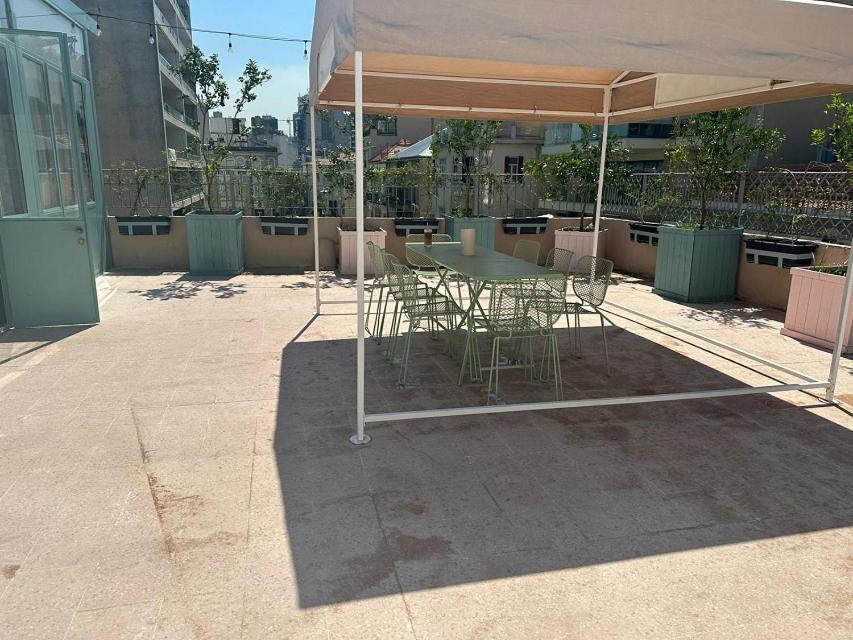 Hotel Lost Gemmayzeh Beirut Bagian luar foto