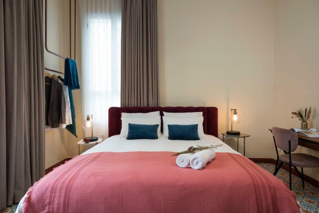 Hotel Lost Gemmayzeh Beirut Bagian luar foto